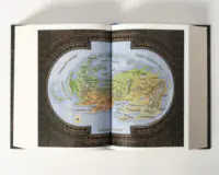 Кольорова карта світу Рошар у книзі Слова Променистого ордену Брендона Сандерсона
