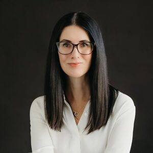 Даніель Єнсен — канадська письменниця, авторка серії Сага про невиткані долі